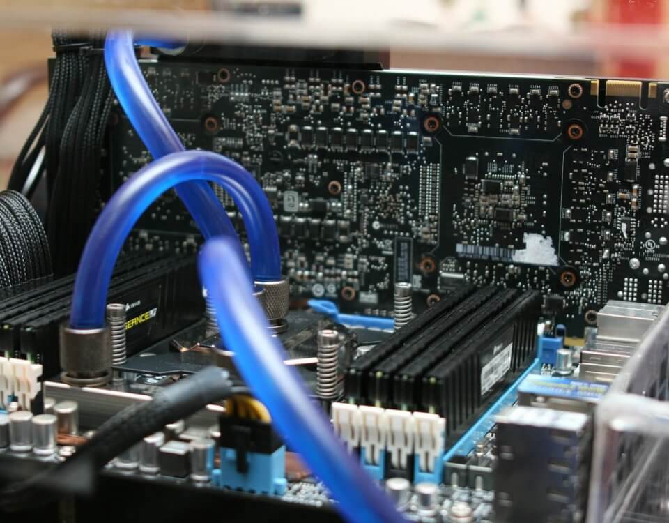 motherboard-386669_1920